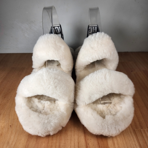 UGG Oh Yeah Slippers Women's 9 White Sheepskin Fuzzy Slides Sandals Shoes - Picture 4 of 14